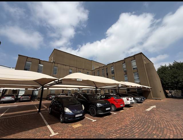 193M² OFFICE TO LET IN ROSEBANK